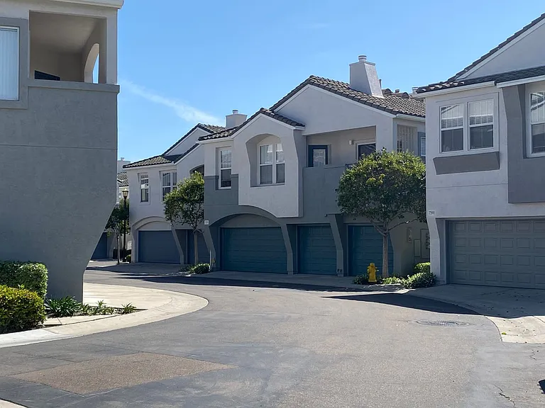 7579 Hazard Center Dr — Photo 8