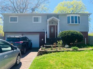 126 Noble St, Brentwood, NY 11717
