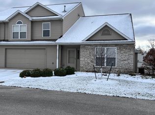 10007 Oak Trail Rd, Fort Wayne, IN 46825