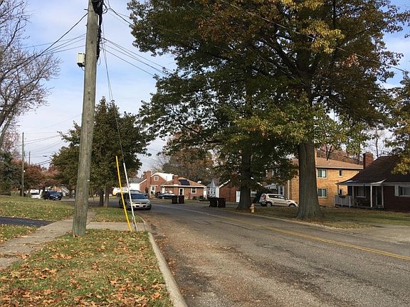 4th image of 1098 Thurnridge Dr