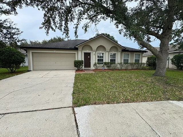 9366 Thunderbolt Dr