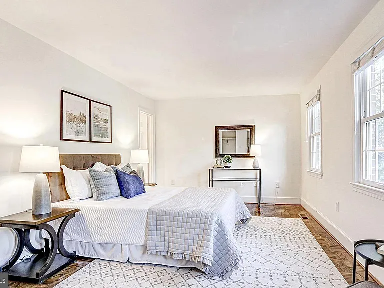 3251 Sutton Pl NW #B — Photo 21