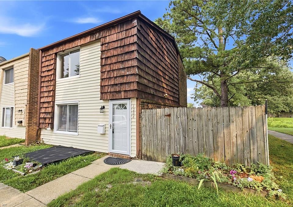 1st image of 1208 Green Cedar Ln