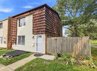 1208 Green Cedar Ln, Virginia Beach, VA 23453