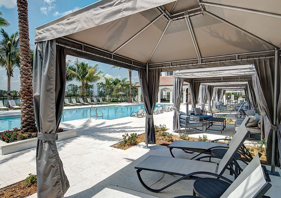 Private Cabanas