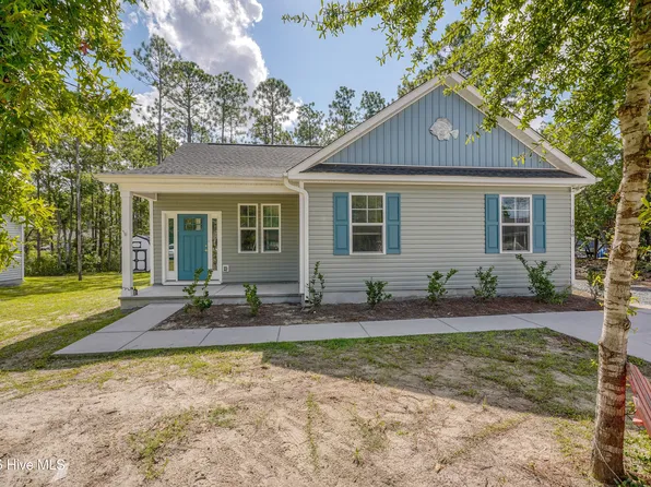 1858 E Boiling Spring Road, Southport, NC 28461