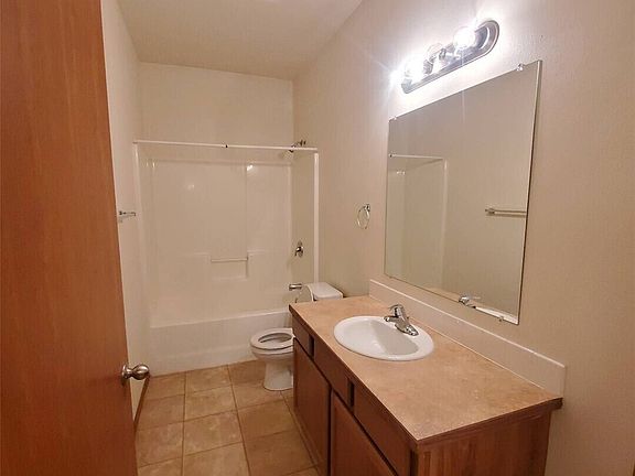5th image of 1729 W Bemis Street
