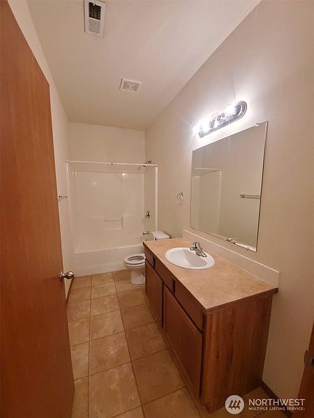 5th image of 1729 W Bemis Street