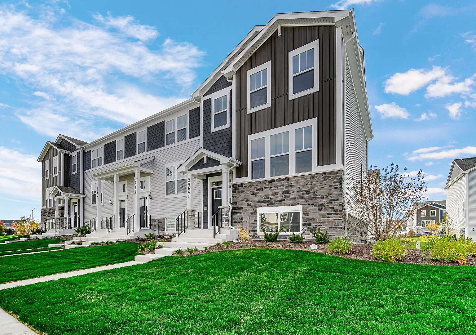 W Error Loading 25641 W Wakefield Dr, Plainfield, IL 60544 | HotPads