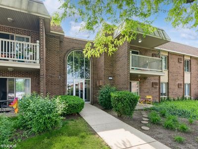 516 N Wilke Rd APT 105, Palatine, IL, 60074