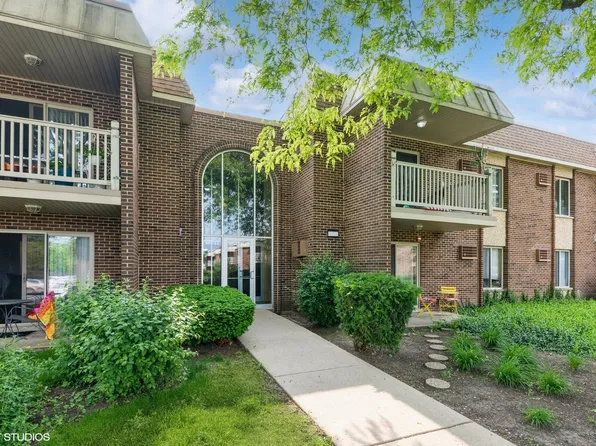 516 N Wilke Rd APT 105, Palatine, IL 60074