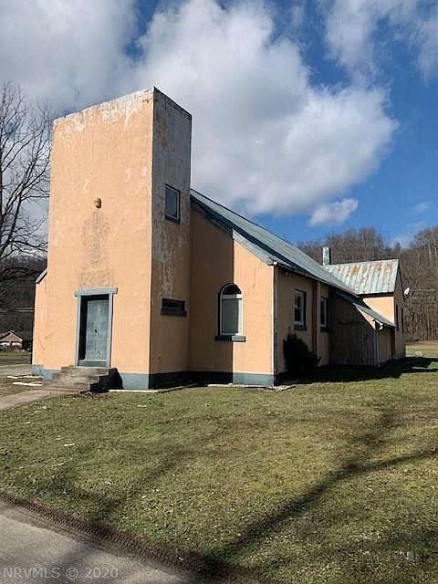 2nd image of 1372 Cascade Dr