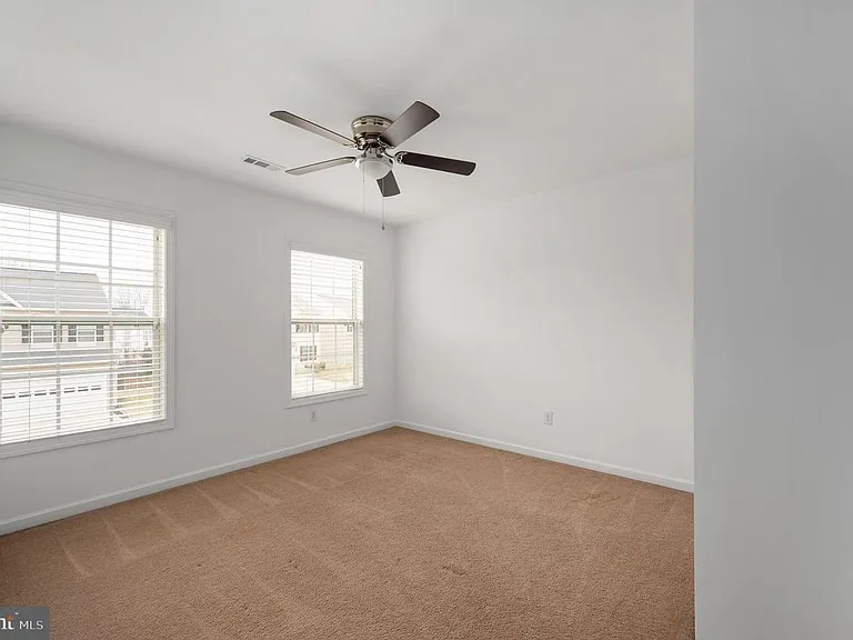 259 Olympic Dr — Photo 28