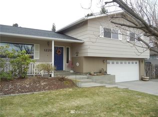 1220 ` SE, East Wenatchee, WA