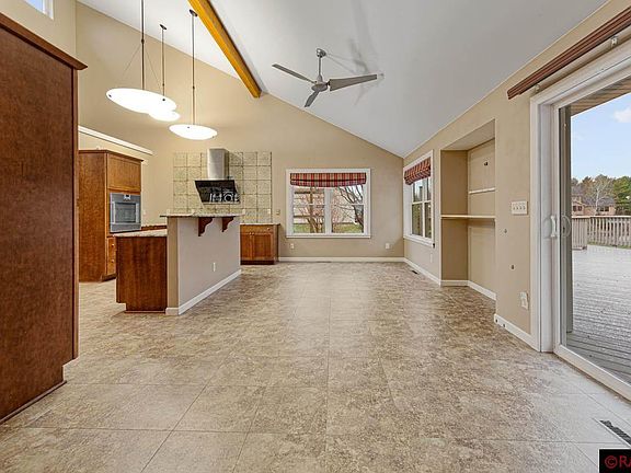 2nd image of 50 Balsam Ln