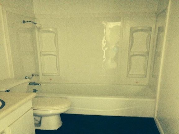 5th image of 401 E McReynolds St