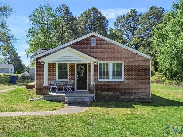 25521 Simmons Ave, North Dinwiddie, VA 23803