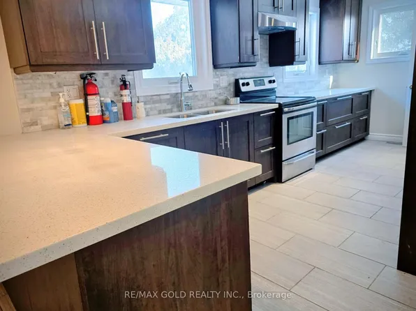 10512 Trafalgar Rd, Halton Hills, ON L7G 4S5