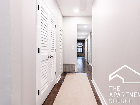 4th image of 920 W Belle Plaine Ave E #1F