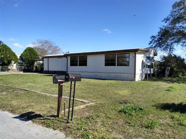 15 Candlelight Loop, Lake Wales, FL 33859