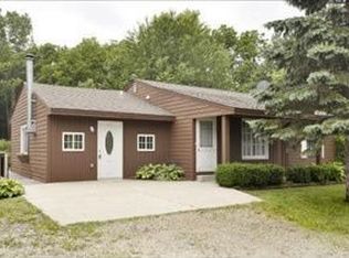 3020 Thorpe Dr, Delton, MI 49046