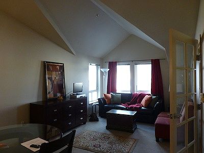 3rd image of 812 5th Ave N #414