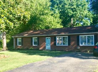 8 Yosemite Ln, Fredericksburg, VA 22408