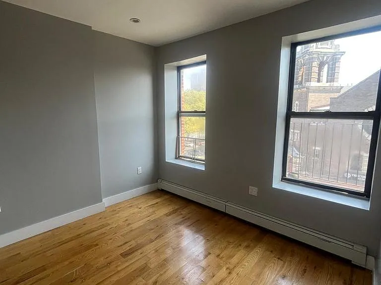 315 Alexander Ave #4F — Photo 9