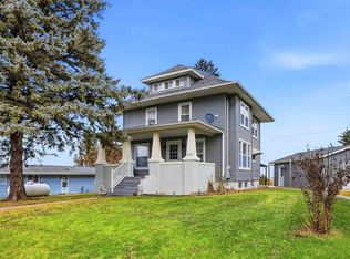688 Fremont St, Millersburg, IA 52308