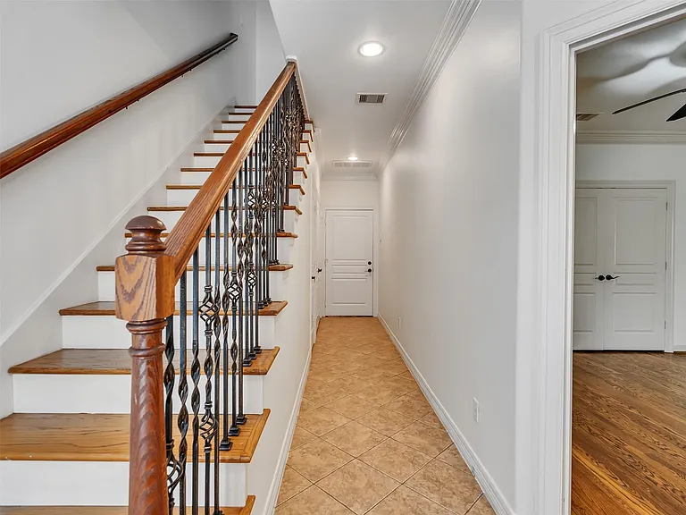2540 Prospect St #B — Photo 4