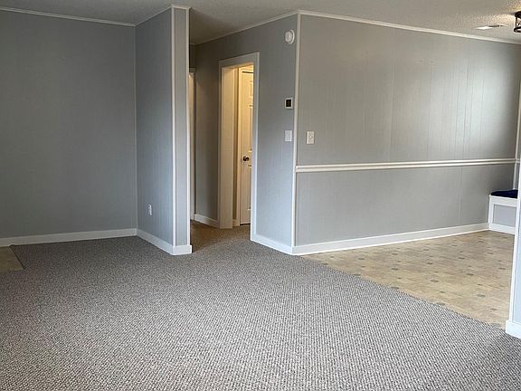3rd image of 11506 Campbell St