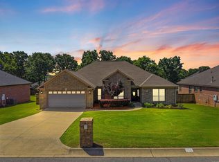 209 Pumice Dr, Sherwood, AR 72120
