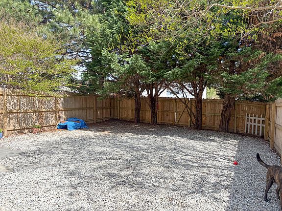 3rd image of 5500 Bulls Bay Dr