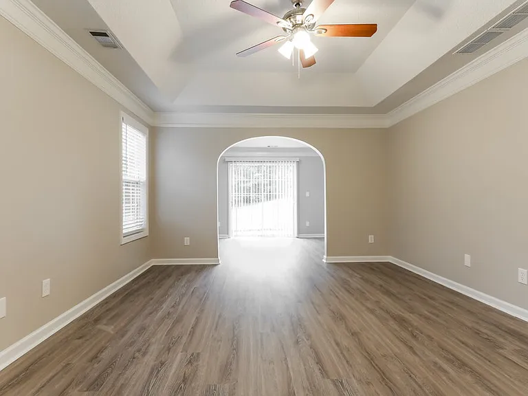 963 Laurel Green Ln — Photo 9