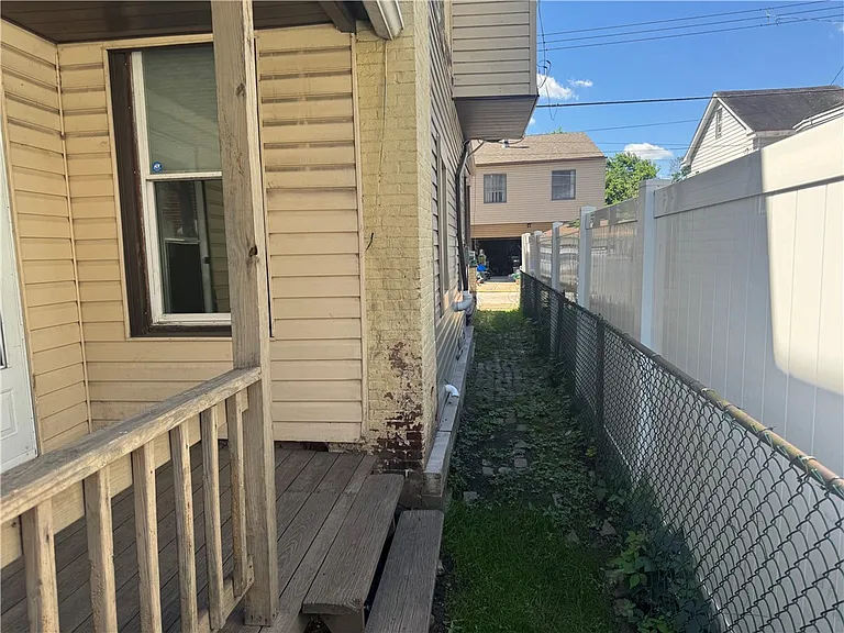 1732 Middle St — Photo 11