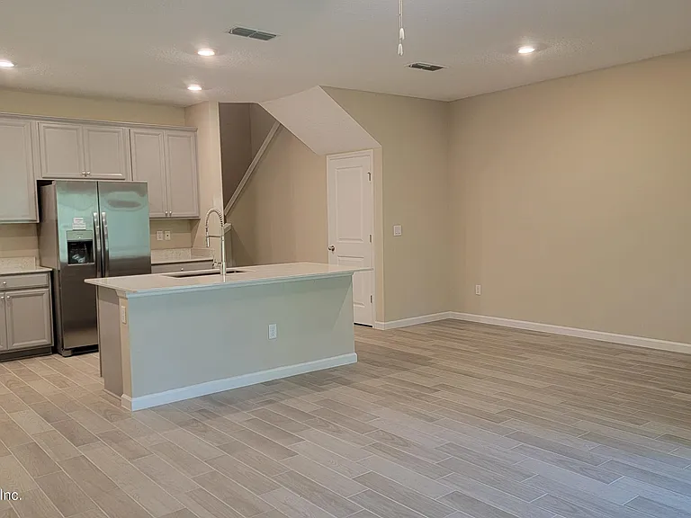 12870 Josslyn Ln — Photo 5