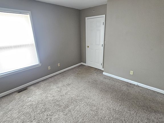 5th image of 514 S Beveridge St APT 3