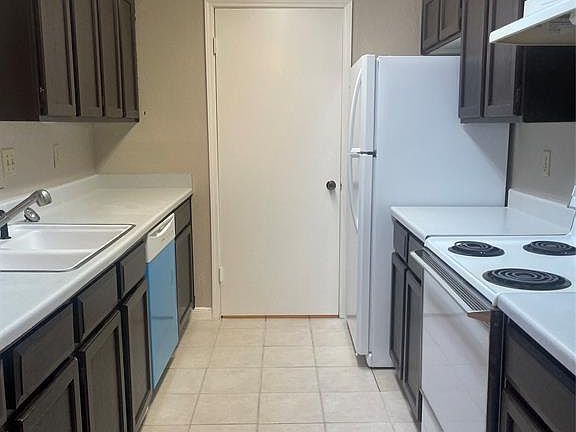 5th image of 8249 Creekbend Dr
