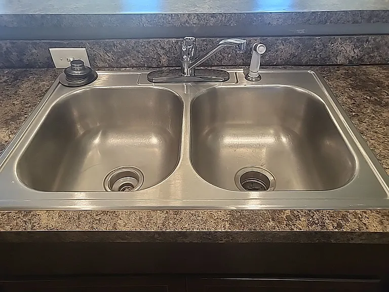 2414 Canyon Creek Dr — Photo 31