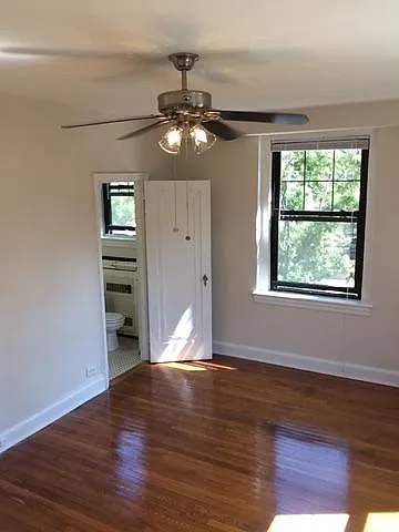 Ambassador Apartments — Photo 8