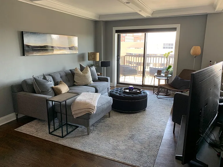 Plaza House — Photo 24