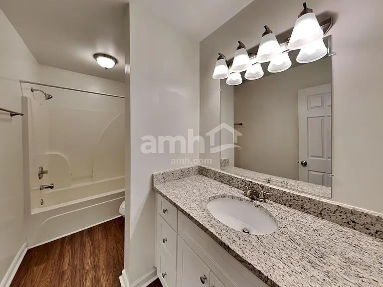 1502 Halifax Dr — Photo 16