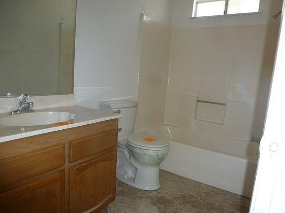 5th image of 1245 Cabrillo Dr