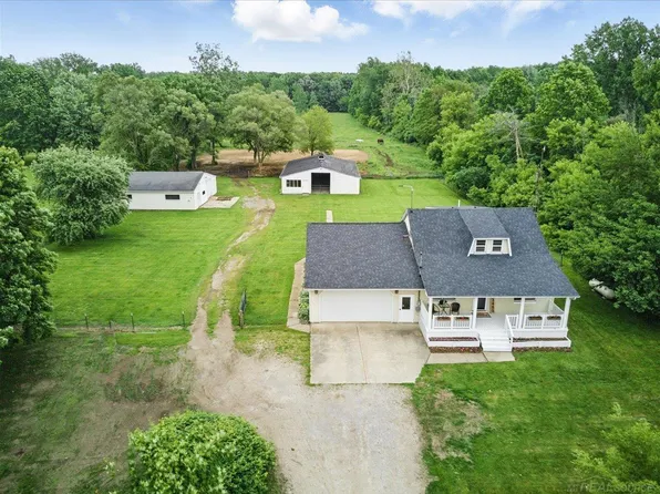 13485 S Block Rd, Birch Run, MI 48415