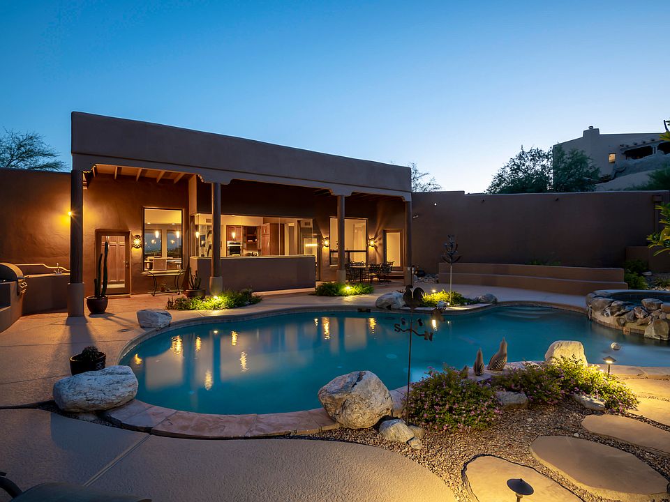 1st image of 6270 N Paseo Valdear