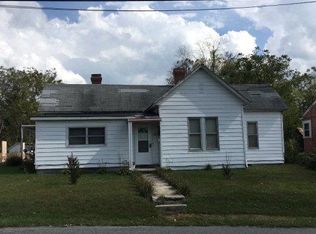 210 Maplewood Ln, Beckley, WV 25801