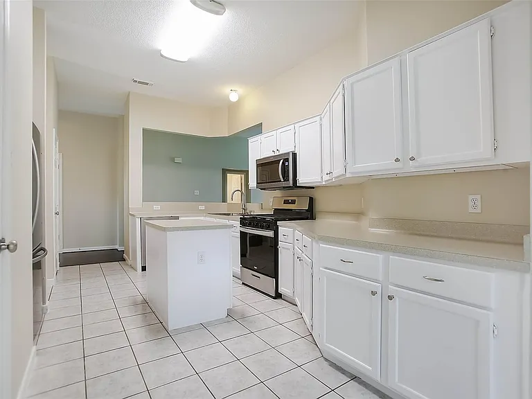 14515 Bradford Colony Dr — Photo 10