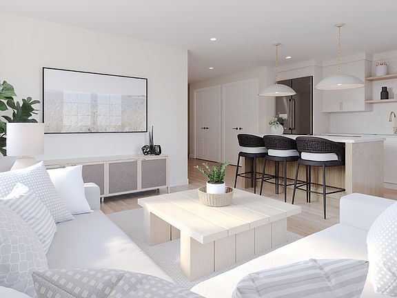 4th image of 334 Main St #201