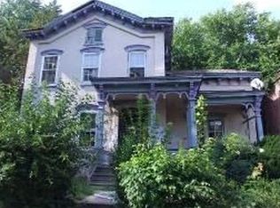 146 3rd St, Newburgh, NY 12550