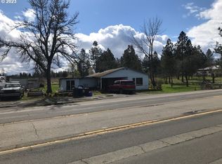 1424 W Main St, Molalla, OR 97038